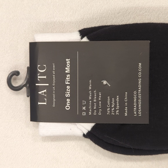 LOS ANGELES TRADING CO. | Always Believe Something Wonderful Socks - Picture 7 of 10